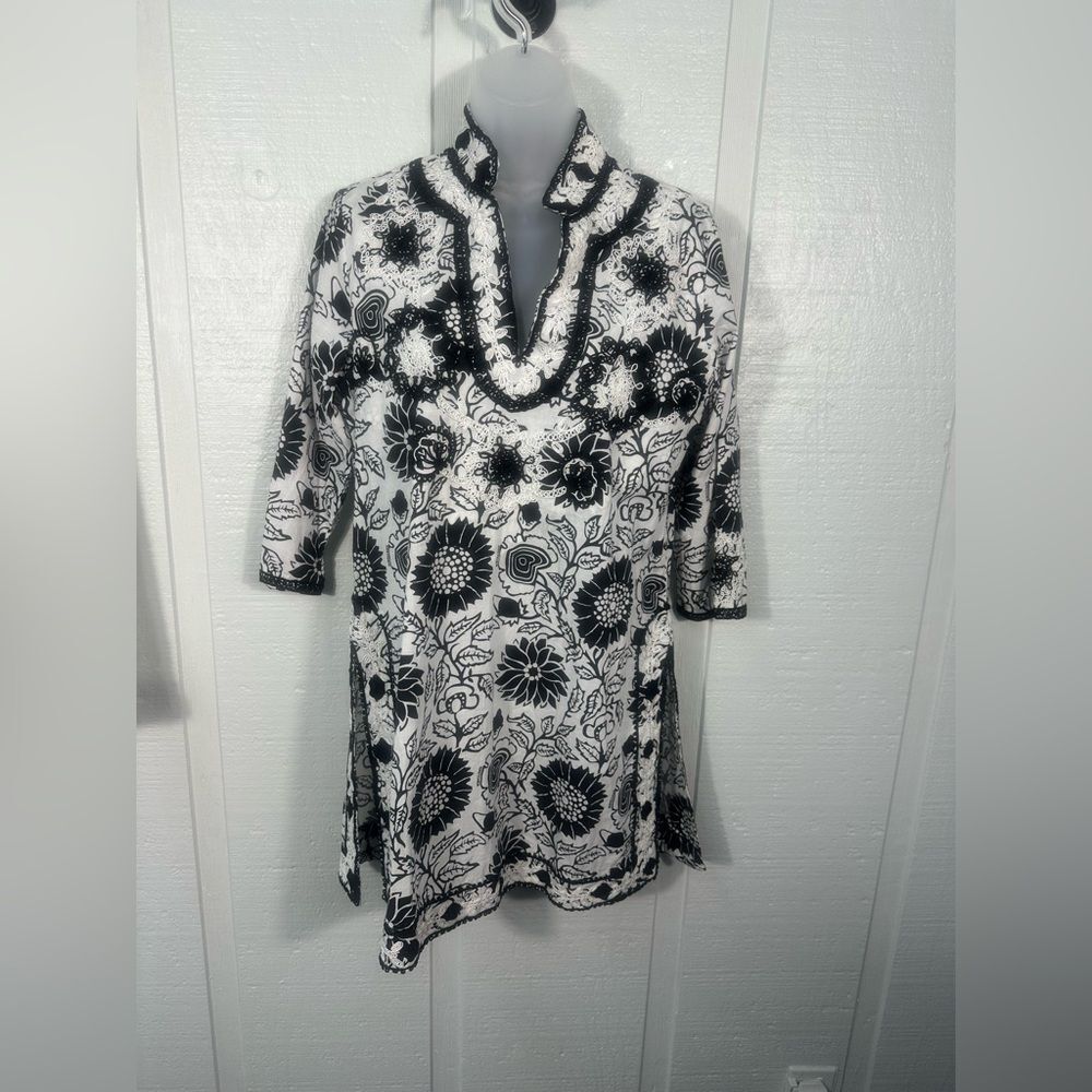 Gretchen Scott Black and White 3/4 Sleeve Tunic  Size Medium NWT